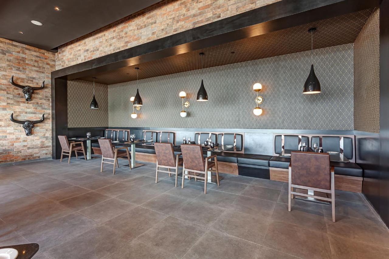 Royalton Chic Cancun, An Autograph Collection All-Inclusive Resort - Adults Only Exterior photo Interior of the restaurant
